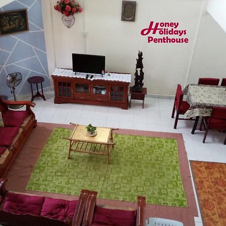 Honey Holiday Penthouse Villa Tanah Rata Exterior foto